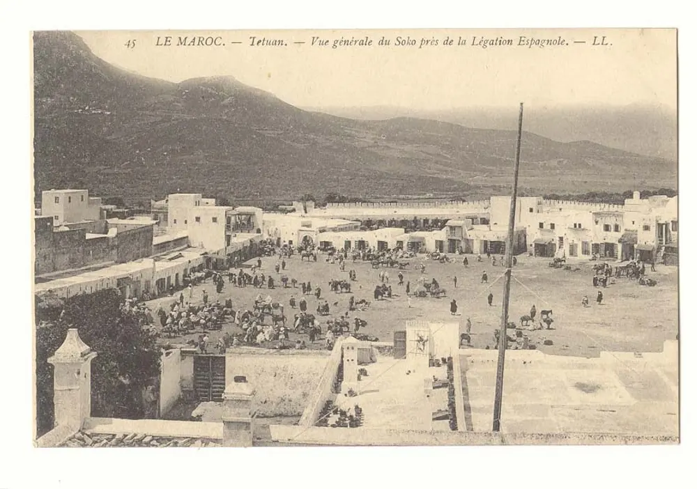 Tétouan — Allgemeiner Blick auf den Soko in der Nähe der spanischen Legation — LL. - Vorderseite
