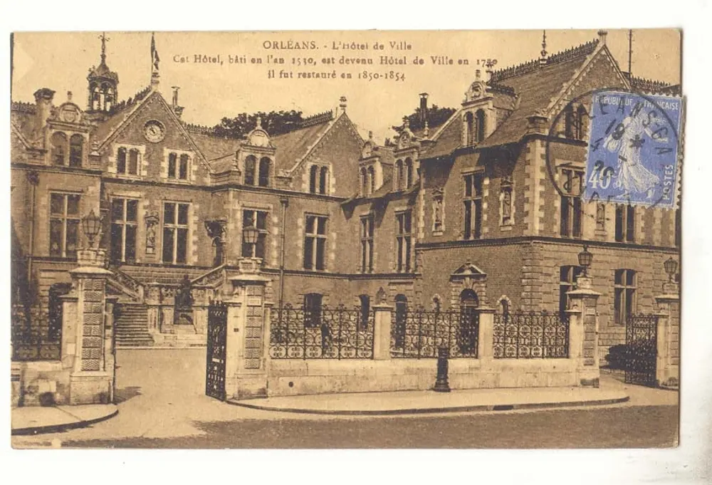 Orléans - O Hotel de Ville — editor e número de série ilegíveis - Frente