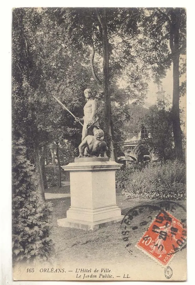 Orléans — Das Rathaus. Der Öffentliche Garten — LL - Vorderseite