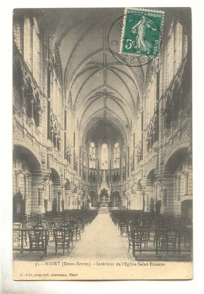 Niort (Deux-Sèvres) — Interior de la Iglesia de San Etienne — N. Aix, pap-tab-journaux, Niort - Anverso