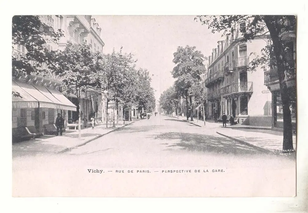 Vichy — Rue de Paris — Perspective of the Station — published by R.J. Stalcrck, Paris - Front