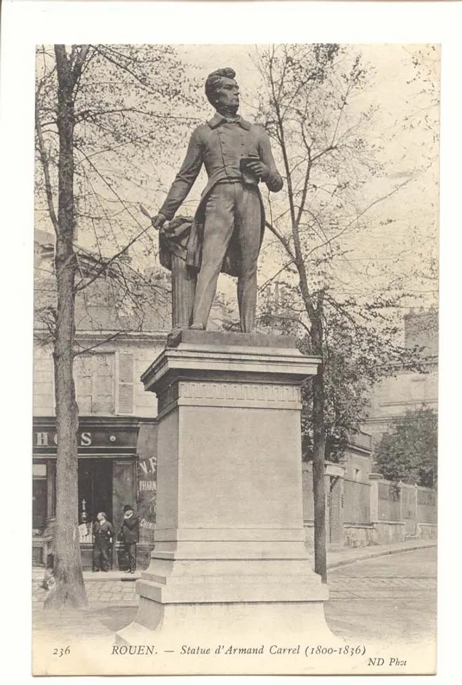ROUEN. — Estatua de Armand Carrel (1800-1836) — ND Phot - Anverso