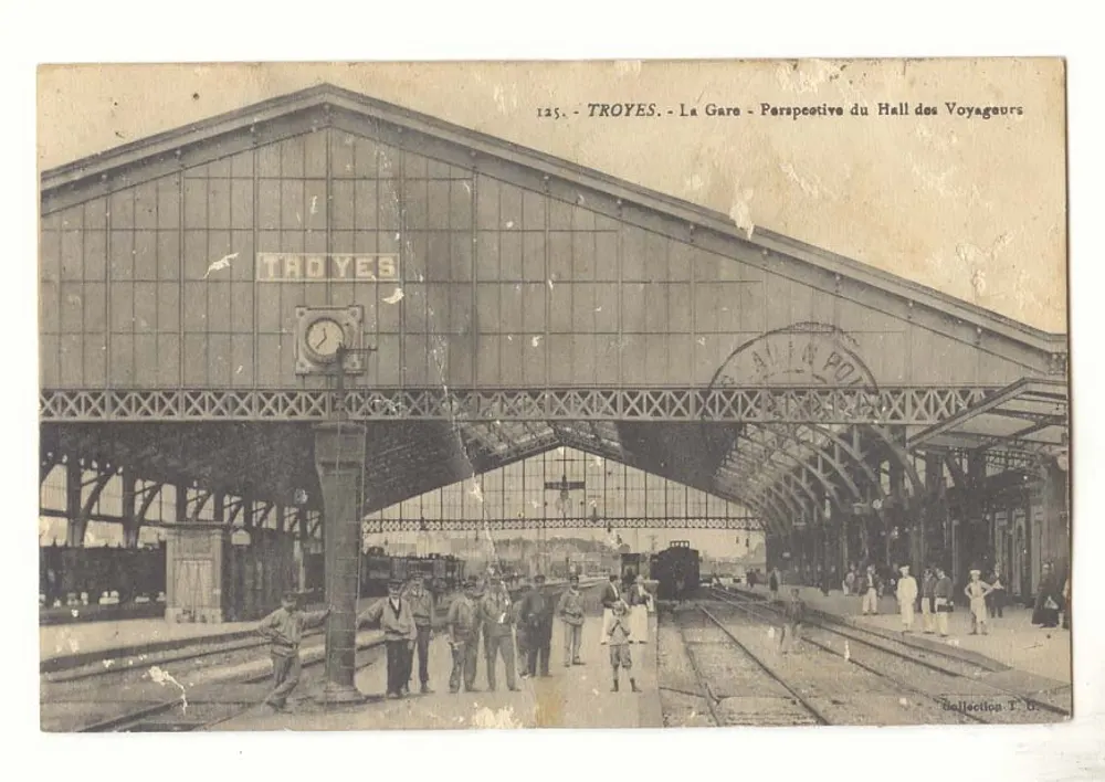 Troyes - Die Station - Ansicht des Reisendenhauses — Collection T.O. - Vorderseite