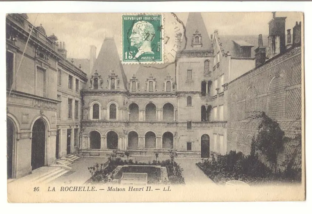 La Rochelle — Casa Henri II — LL - Frente