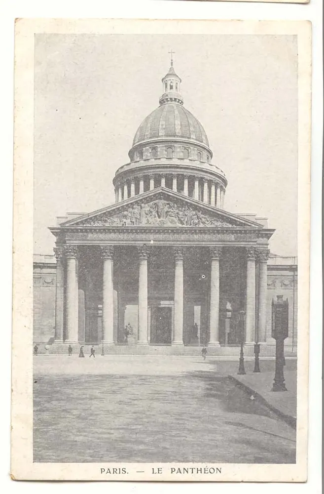 Paris — O Panteão - Frente