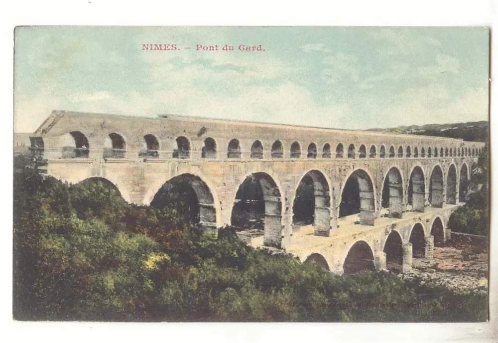 Nîmes — Pont du Gard — Editor: G. Dufour, Nîmes - Frente