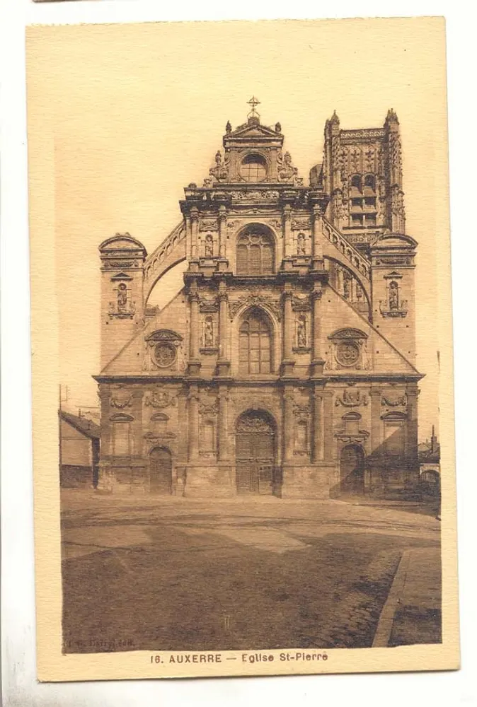 Auxerre — Igreja de São Pedro — Henri Dau - Frente