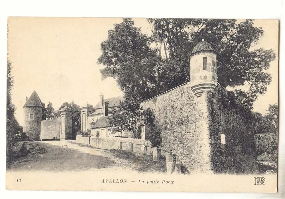 Avallon — A pequena Porta — JND J. Rol. n°13 - Frente