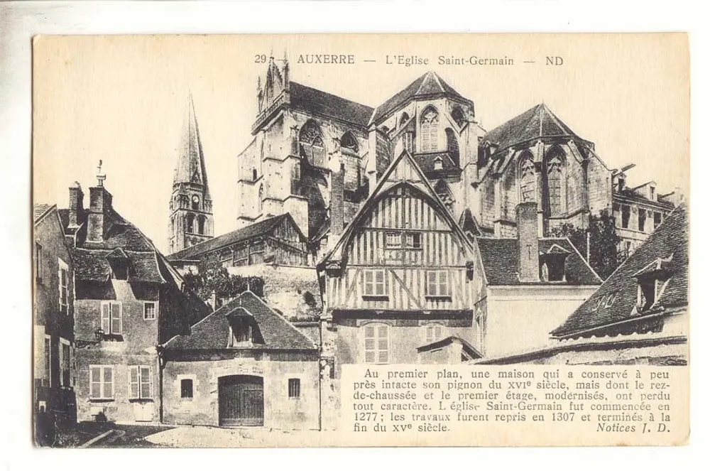Auxerre — A Igreja de São Germain — ND - Frente