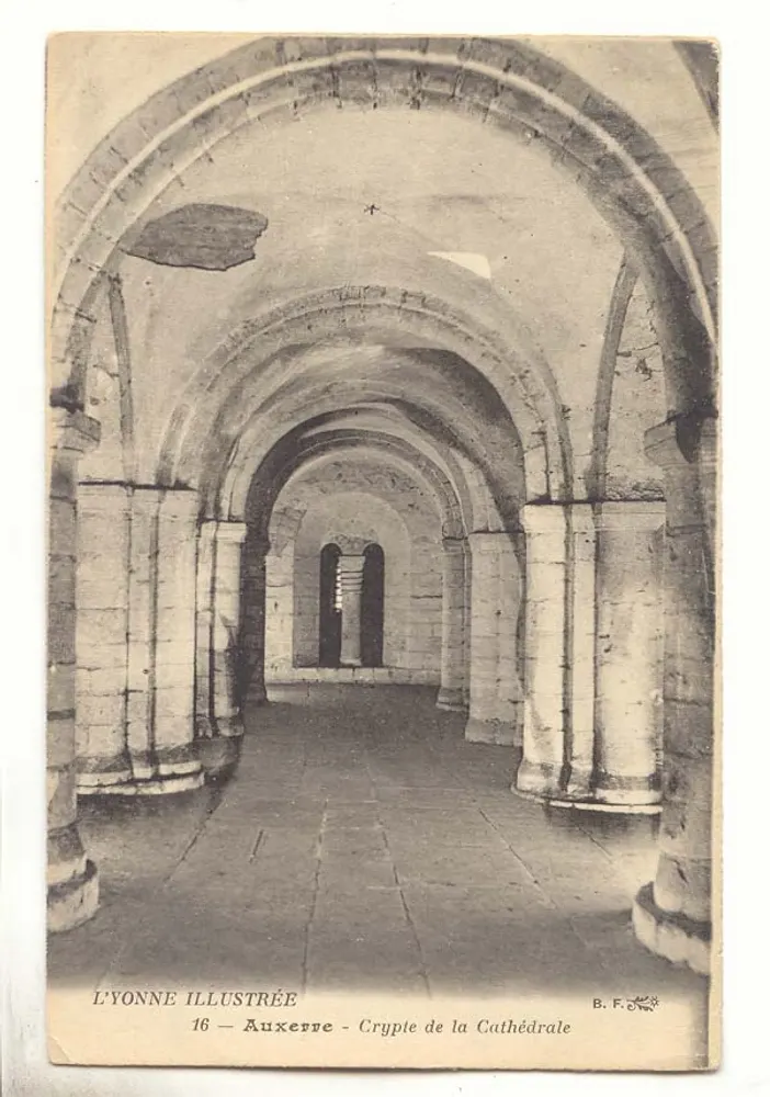 Auxerre - Cripta da Catedral — L'Yonne Illustrée, n°16 - Frente