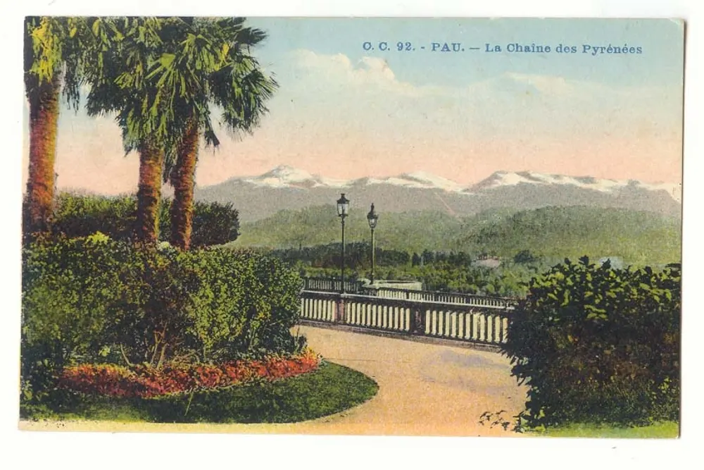 Pau — A Cadeia dos Pirineus — O.C. 92 - Frente
