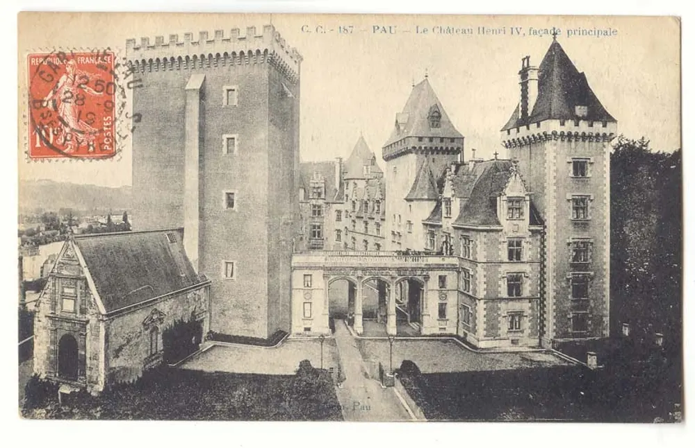 Pau — Schloss Henri IV, Hauptfassade — C.C. 187 - Vorderseite