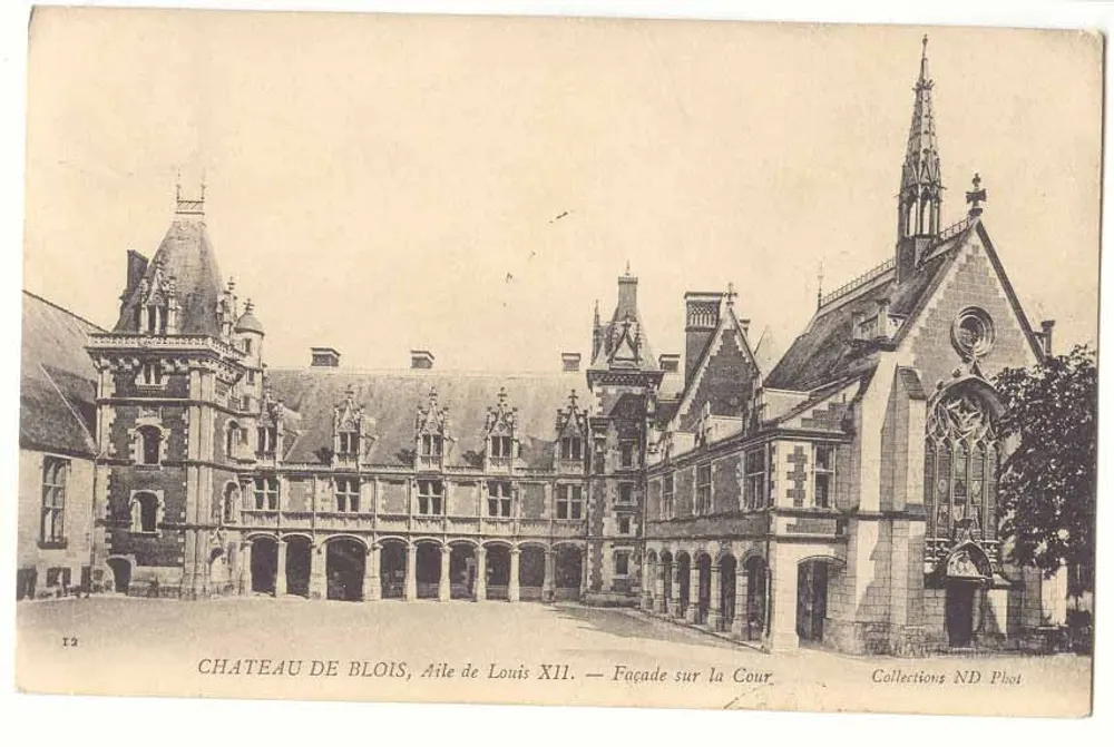 Château de Blois, Flügel von Louis XII — Fassade zum Innenhof — Collections ND Phot - Vorderseite
