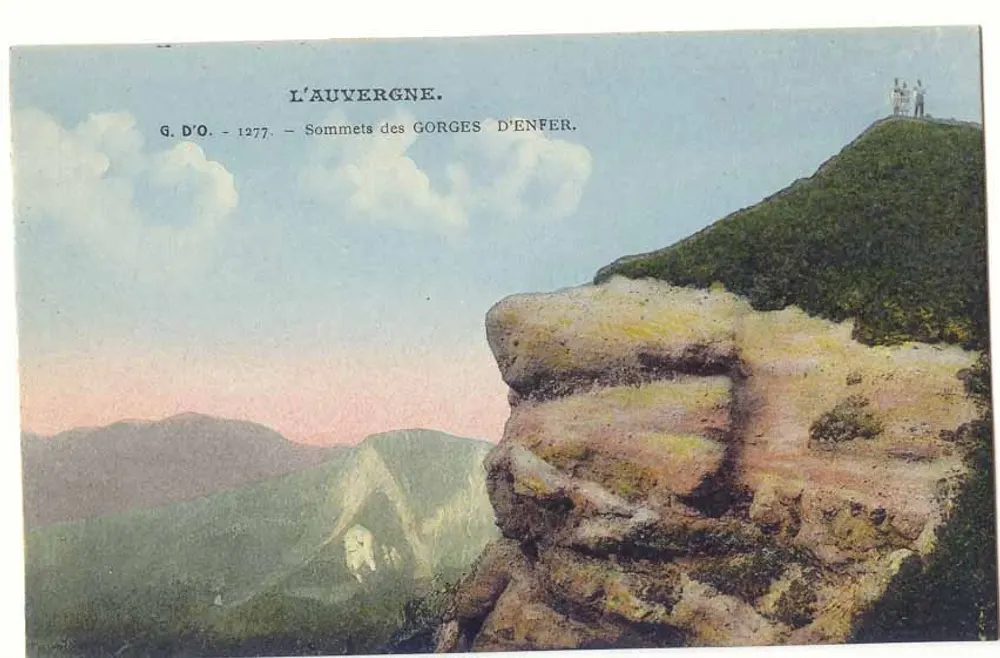 A Auvergne — Cumes das Gorges d'Enfer — G.D'O. - 1277 - Frente