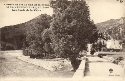 As margens da Vaire — Annot (B.-A.), alt. 700m — Edição Giletta, n° 2763