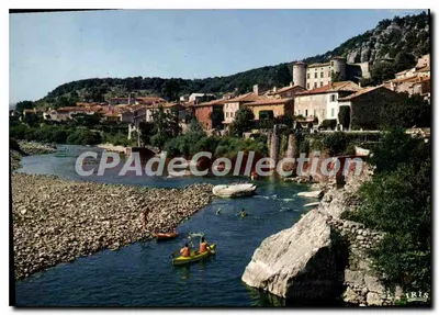 Vogüé — Vista geral das margens da Ardèche — IRIS