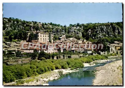 Vogue (Ardèche) — o castelo — Edições « La Girose »