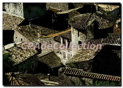 CPA La Vallee moyenne de l'Ardeche Vogue le vieux village dont les ruelles s'agrippent au rocher cal