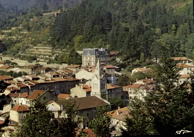 Le Cheylard — Vista Geral — L'Ardeche Touristique