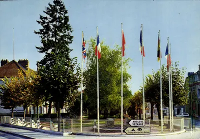 Romilly-sur-Seine — Square des Cités-Unies — Éditions La Cigogne