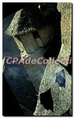 Conques-en-Rouergue — Etapa dos peregrinos na rota de Santiago de Compostela — Velhas casas com telhados de lauzas — Foto J.D. SUBDRES