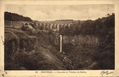 Mauriac — Cachoeira e Viaduto de Salins — L'arrige Mauriac