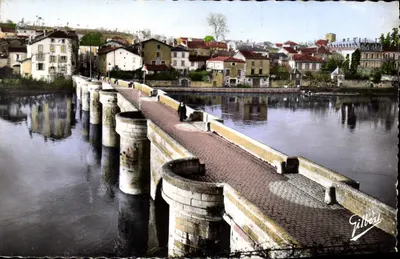 O Velho Ponte sobre a Vienne — Charente — Edições A. Gilber