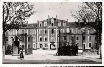 Caserne Heudelet — Dijon (Côte-d'Or) — wydawca Kartki Pocztowe L. i L.