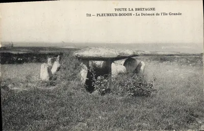 Bilhete postal antigo PLEUMEUR-BODON dolmen