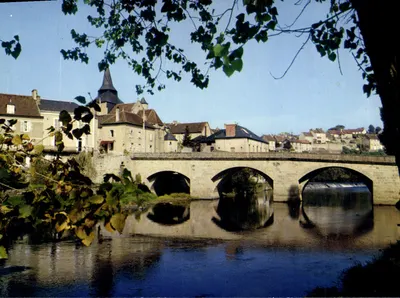 La Celle-Dunoise (Creuse) — O ponte sobre a Creuse — Sociedade de Aplicações e Difusão, Vichy