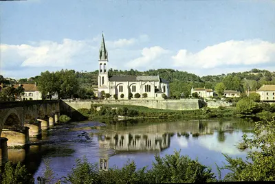 Lalinde — A Igreja — Edições Théodéjac