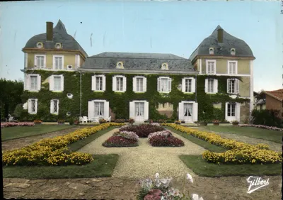 Castelo de La Roche — Mussidan (Dordogne) — Editor Gilbert