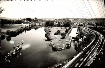 Confluência do Canal e do Doubs — L'Isle-sur-le-Doubs — Foto verbatim