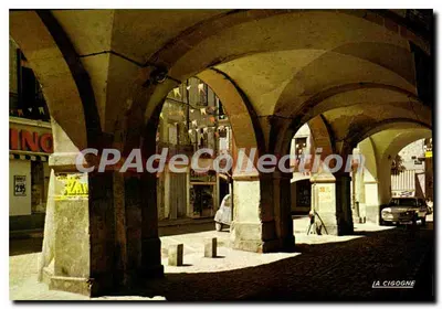 Sommères (Gard) — Os arcos de Avignon — Éditions La Cigogne