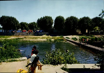 Le Viridoule e o Camping — Sommières (Gard) — Edições LA CIGOGNE