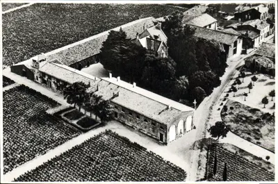 Château Mouton-Rothschild — Pauillac (Gironde) — Éditions Théodjac