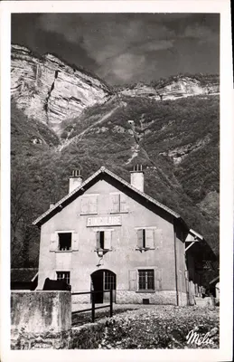 Saint-Hilaire-du-Touvet — O Funicular (maior inclinação da Europa, 83 %) — Edições S.P.A. Paris