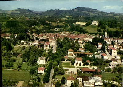 Vinay (38) — Vista geral aérea — Combiér Impressor Mâcon (71, S.A.L.)