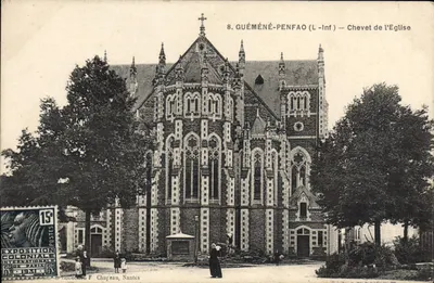 Guéméné-Penfao (L-Inf) — Frente da Igreja — Chapéu, Nantes