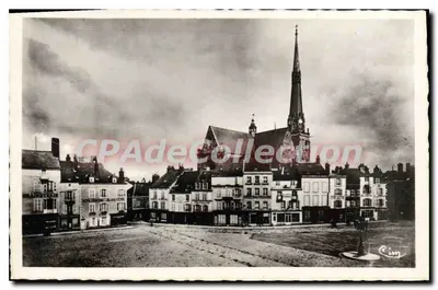 Pithiviers (Loiret) — Place du Martroi — éditeur Cim