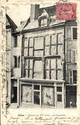 Gien — Maison du XVème siècle, rue Gambetta — éditeur inconnu, n° de série non visible
