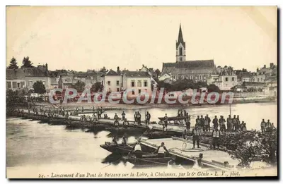 Lançamento de uma Ponte de Barcos na Loire, em Chalonnes — pelo 6º Génio — L. V., fot.