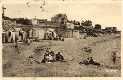 Barneville-sur-Mer — Praia e cabines — Editor A. Veyssière, n°4251