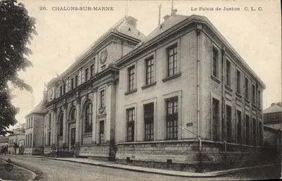 Chalons-sur-Marne — O Palácio de Justiça — C. L. C. n°26