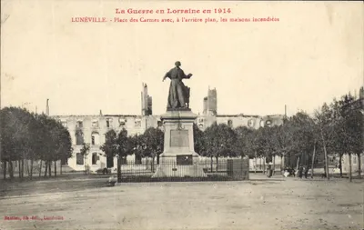 Lunéville - Place des Carmes mit den verbrannten Häusern - Bastien, lith.-Verlag, Lunéville