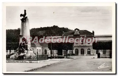 Bar-le-Duc - La Gare et le Monument de 1870 — C.A.P. Paris