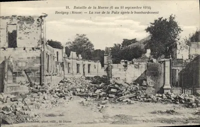 Revigny (Meuse) — A rua da Paz após o bombardeio — Bumbert, fot.-editora, St-Dizier