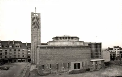 Église N.-D. de Victoire — Paroisse St-Louis — Lorient — Photo CROLARD