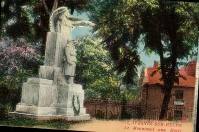 Avesnes-sur-Helpe — O Monumento aos Mortos — Editor G. Girdon, n°12