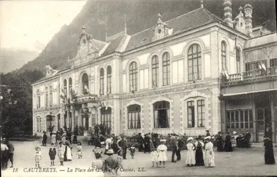 Cauterets — Suyun Meydanı ve Kasıno. LL. — No 18